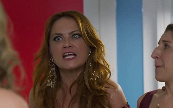 Leonora Se Veste De Toupeira E Briga Com A Ex Bbb Ana