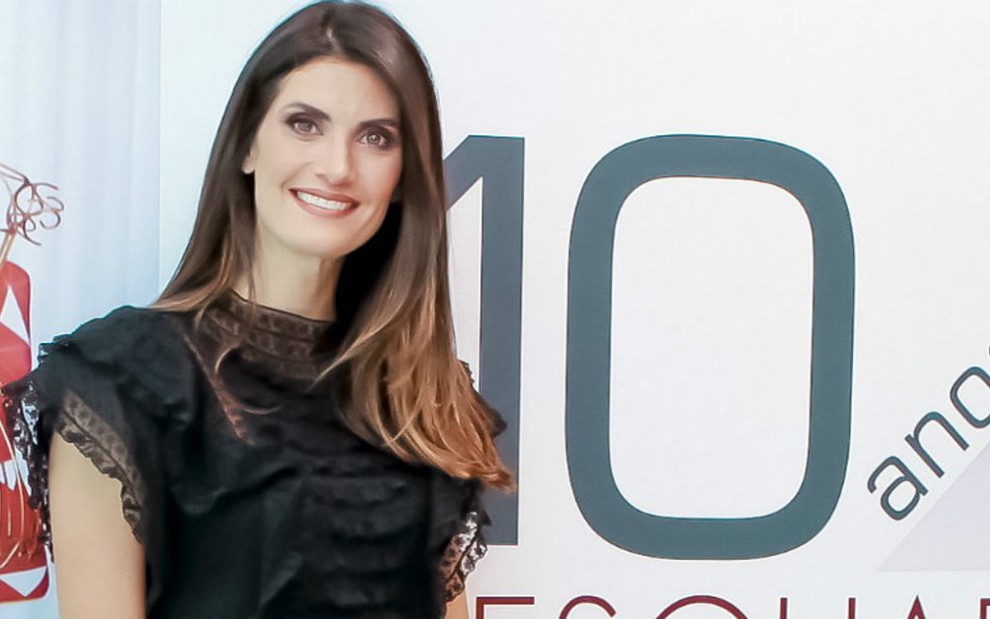 A apresentadora Isabella Fiorentino durante evento de comemoração de dez anos do Esquadrão da Moda, no SBT - Lourival Ribeiro/SBT