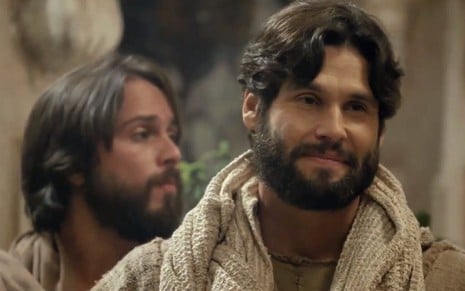 Dudu Azevedo interpreta Jesus na novela da Record; trama bíblica nunca venceu o SBT em São Paulo - REPRODUÇÃO/RECORD
