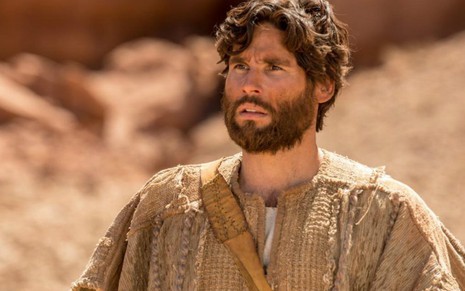 Dudu Azevedo caracterizado como o personagem Jesus da novela bíblica da Record - Blad Meneghel/Record