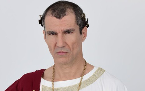 O ator italiano Nicola Siri interpreta Pôncio Pilatos na novela Jesus, da Record - Blad Meneghel/Record
