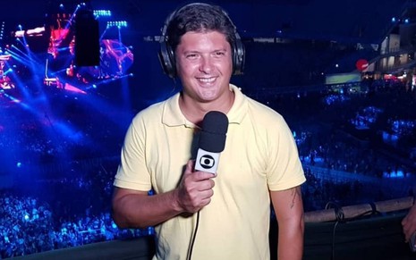 Jornalista da TV Bahia Jony Torres no Festival de Verão, em Salvador; repórter foi alvo de assalto - REPRODUÇÃO/INSTAGRAM