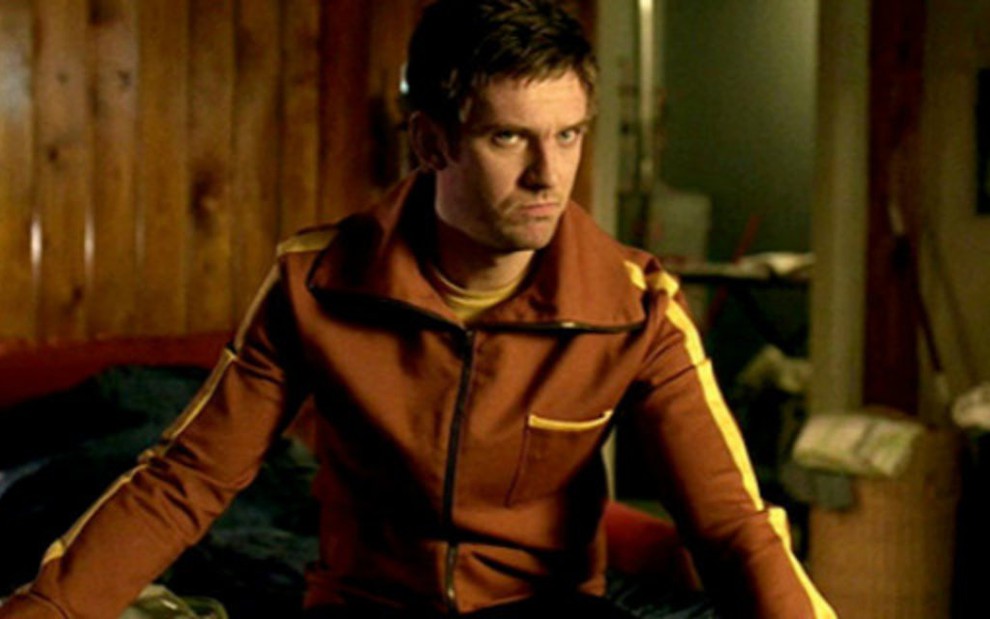 O ator Dan Stevens em cena de Legion, nova série do canal FX, novamente disponível na Sky - Divulgação/FX