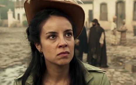 Andreia Horta (Joaquina) em cena de Liberdade, Liberdade, novela das onze da Globo - Reprodução/TV Globo