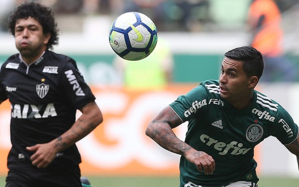 Luan, do Atlético-MG, e Dudu, do Palmeiras, em jogo do Brasileirão: partida transmitida pela ESPN na web - DIVULGAÇÃO/PALMEIRAS