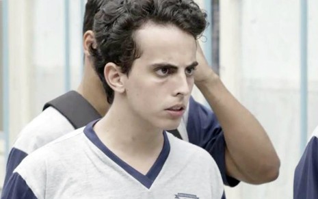 O ator André Matarazzo em cena como o personagem Marquinhos da atual temporada de Malhação