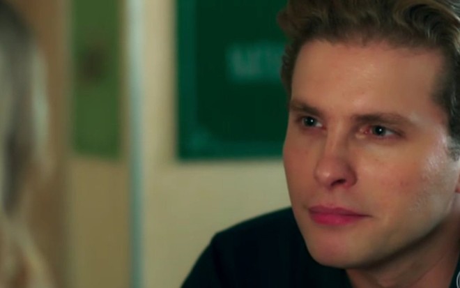 Thiago Fragoso (Caio) em cena de Malhação; vilão seguirá com o plano de tirar tudo do rival - Reprodução/TV Globo