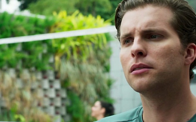 Thiago Fragoso (Caio) em cena de Malhação; personagem revelará drama do passado - Reprodução/TV Globo