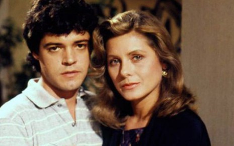Felipe Camargo e Vera Fischer interpretaram mãe e filho que se apaixonavam em Mandala - Divulgação/Globo