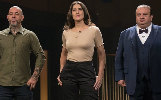 Henrique Fogaça, Paola Carosella e Erick Jacquin na estreia do MasterChef ontem (7) - Divulgação/Band