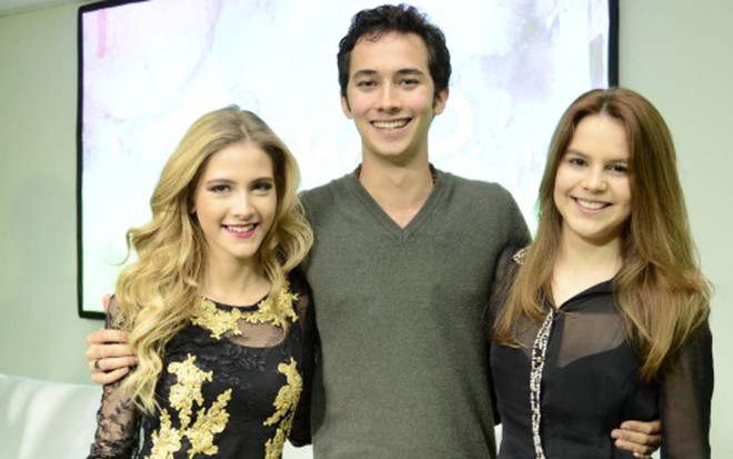 Hanna Romanazzi (Sofia), Gabriel Falcão (Ben) e Bianca Salgueiro (Anita), atores da novela teen Malhação, da Globo - Estevam Avellar/TV Globo