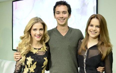 Hanna Romanazzi (Sofia), Gabriel Falcão (Ben) e Bianca Salgueiro (Anita), atores da novela teen Malhação, da Globo - Estevam Avellar/TV Globo