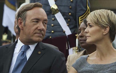 Kevin Spacey e Robin Wright em cena de House of Cards, série da Netflix que concorre ao Emmy - Divulgação