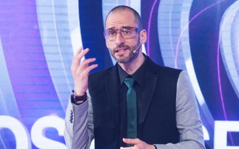 Cazé Peçanha, apresentador do programa Os Incríveis, que estreia em novembro no canal pago Nat Geo - Gustavo de Gaspari/Net Geo