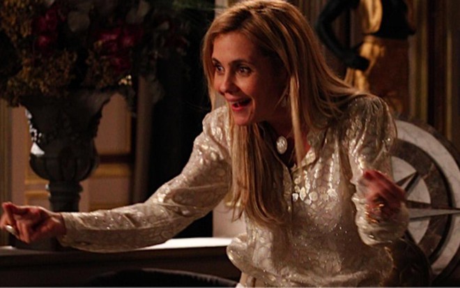 Adriana Esteves em cena de Avenida Brasil, novela em que brilhou como a vilã Carminha - Fábio Rocha/TV Globo