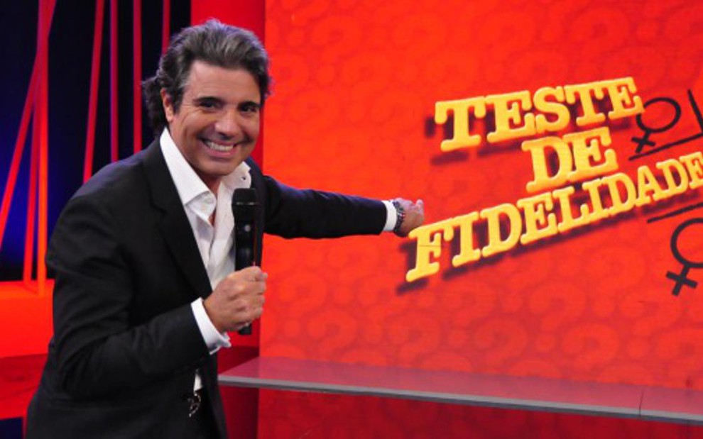 João Kleber, apresentador do programa Teste de Fidelidade, na RedeTV! - WAYNE CAMARGO/REDETV!