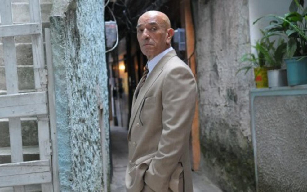 O ator Luiz Guilherme, que interpreta o bicheiro Michele na novela Pecado Mortal, da Record - Divulgação/TV Record