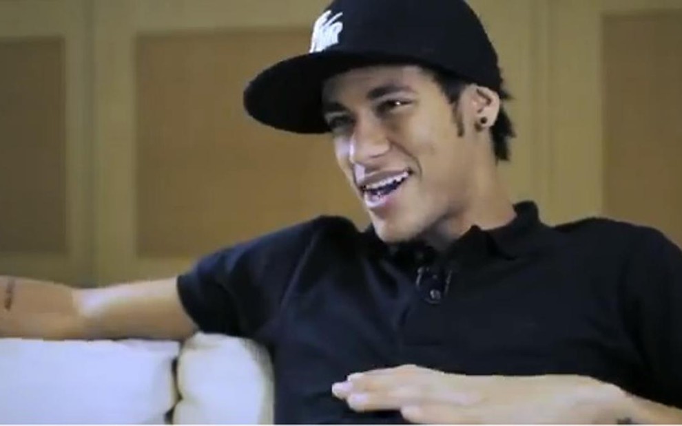 Neymar em imagem retirada do trailer do documentário Santo Marcos, a ser lançado nos cinemas em novembro - Reprodução/YouTube