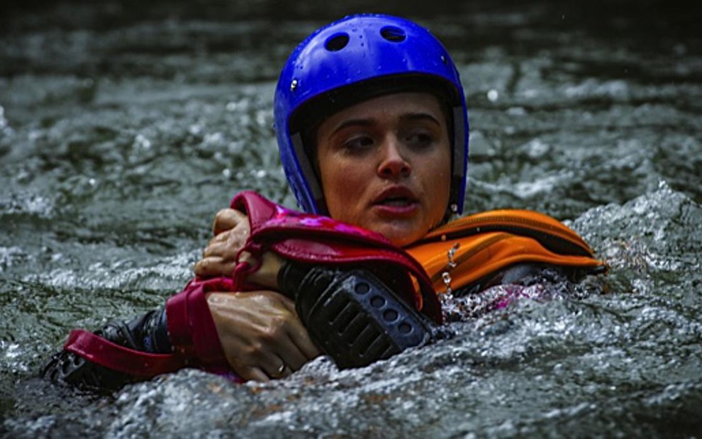 A atriz Juliana Paiva, que estreia como protagonista, em cena de Além do Horizonte, nova novela das sete da Globo - ALEX CARVALHO/GLOBO