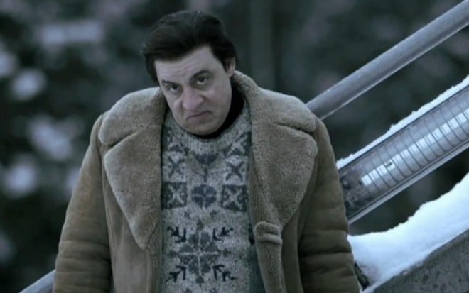 O ator Steven Van Zandt como o mafioso Frank Tagliano na gelada cidade de Lillehammer, Noruega - Reprodução