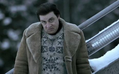 O ator Steven Van Zandt como o mafioso Frank Tagliano na gelada cidade de Lillehammer, Noruega - Reprodução