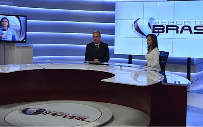 Guilherme Menezes e Katiuscia Neri, apresentadores do Repórter Brasil, principal telejornal da TV Brasil - Divulgação/TV Brasil