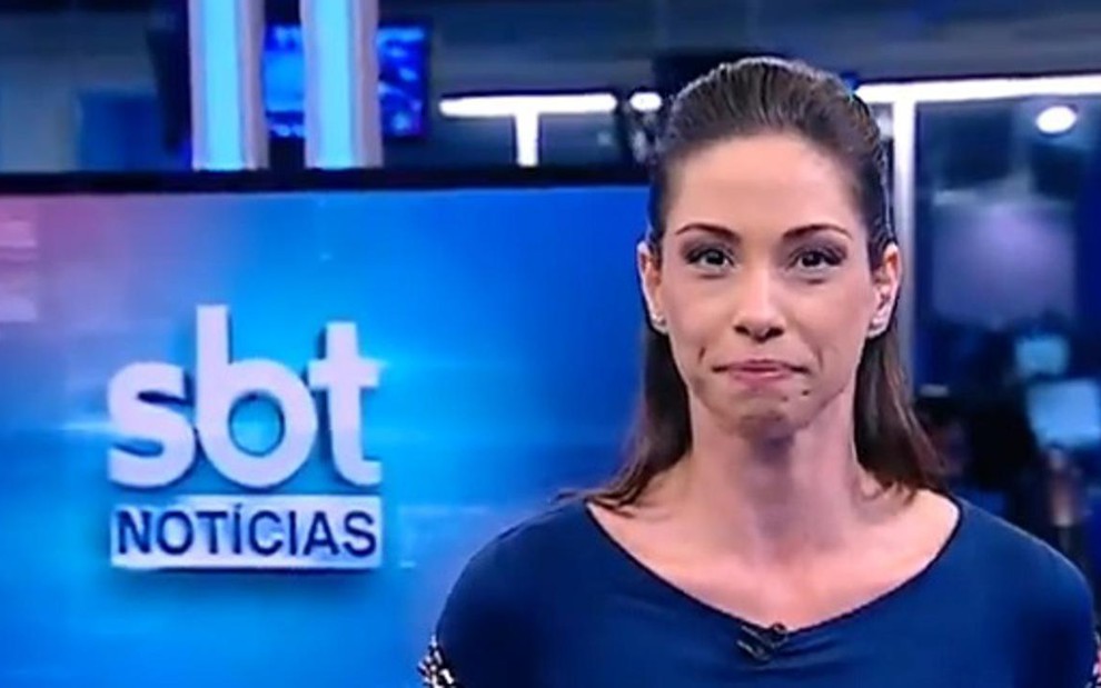 A apresentadora do extinto SBT Notícias, Neila Medeiros, que ficará na geladeira da emissora - Reprodução da TV/SBT