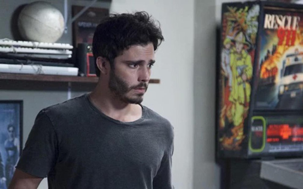 O ator Thiago Rodrigues interpreta William em Além do Horizonte, novela das sete da Globo - Ellen Soares/TV Globo