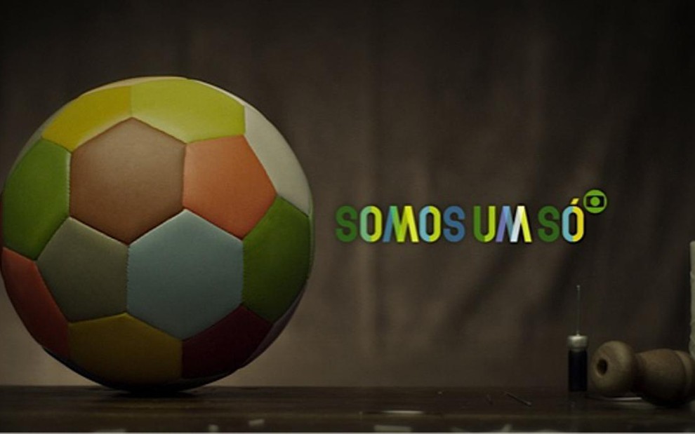 Frame do novo comercial da Globo, que festeja a Copa do Mundo no Brasil e o faturamento de R$ 4,5 bi - Divulgação/TV Globo