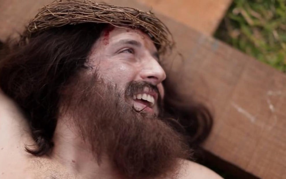O ator Gregório Duvivier, que interpreta Jesus Cristo no Especial de Natal do Porta dos Fundos - Reprodução/YouTube