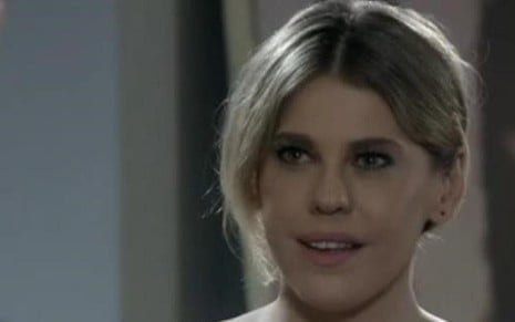 Bárbara Paz em cena de Amor à Vida; Edith diz que Jonathan não é filho de César e sim de Félix - Reprodução/Globo