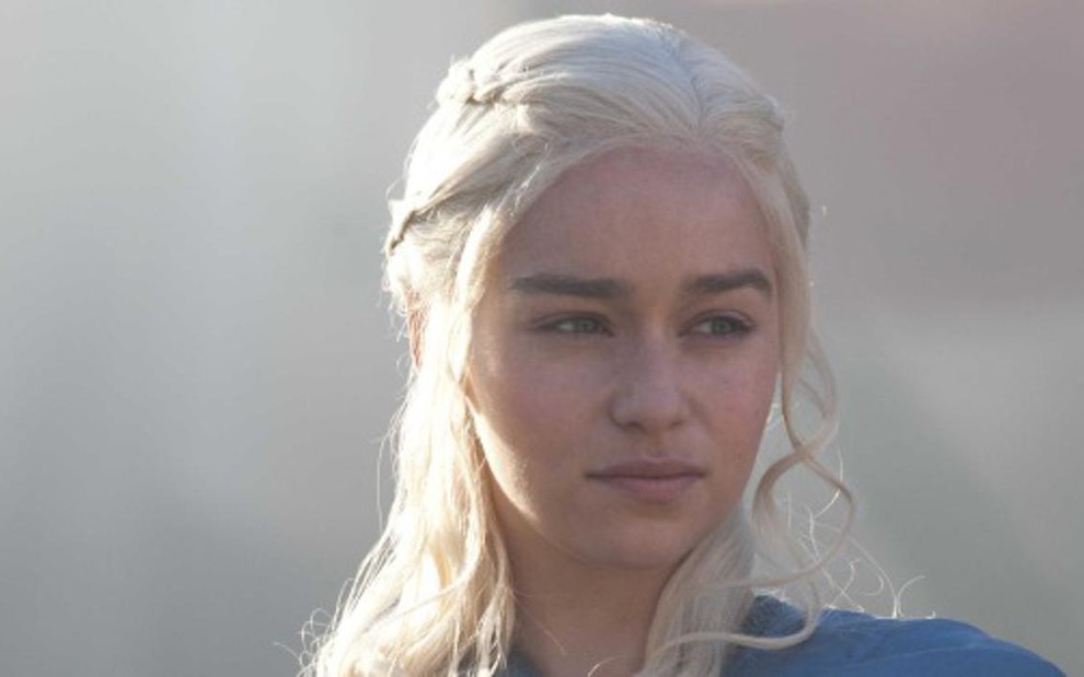 A atriz Emilia Clarke, intérprete de Daenerys Targaryen em Game of Thrones - Divulgação/HBO
