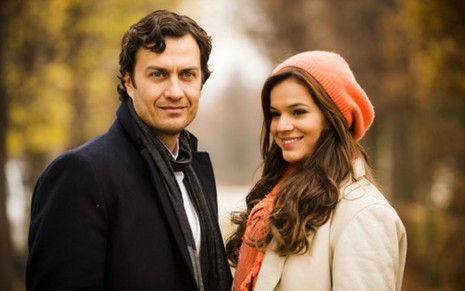 Gabriel Braga Nunes e Bruna Marquezine em cena da terceira fase da novela Em Família, da Globo - JOÃO MIGUEL JÚNIOR/TV GLOBO