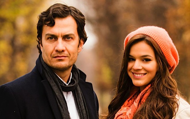 Gabriel Braga Nunes e Bruna Marquezine em gravação de Em Família, da Globo, em Viena - João Miguel Júnior/TV Globo