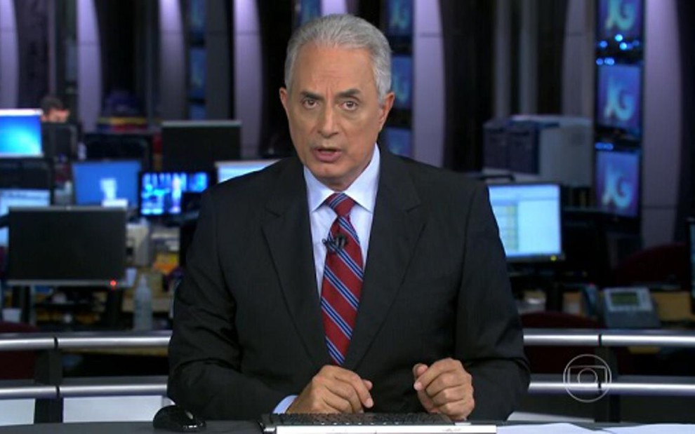 William Waack na bancada do Jornal da Globo; telejornal perdeu para o SBT ontem (27) - Reprodução/TV Globo
