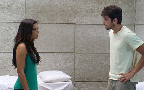 Mariana Rios (Celina) e Rodrigo Simas (Marlon) em cena de Além do Horizonte, novela da Globo - Reprodução/TV Globo