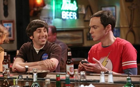 Os atores Simon Helberg e Jim Parsons em cena de The Big Bang Theory, que terá mais três temporadas - Divulgação/CBS