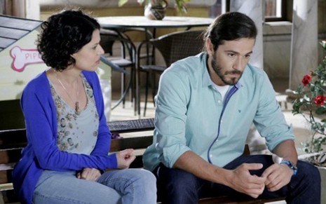 Os atores Manoela do Monte (Carol) e Paulo Leal (Fernando) em cena de Chiquititas, do SBT - Lourival Ribeiro/SBT