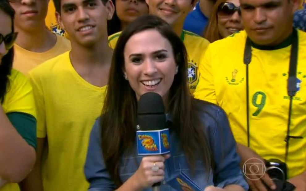 Tatá Werneck vira repórter do Caldeirão do Huck durante Copa das Confederações, em 2013 - Reprodução/TV Globo