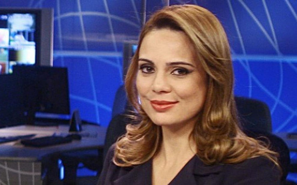 A jornalista Rachel Sheherazade, âncora do SBT Brasil, que não fará mais comentários na emissora - Divulgação/SBT