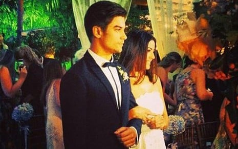 A atriz Carol Castro no seu casamento com o modelo Raphael Sanders, no Rio de Janeiro - Reprodução/Instagram