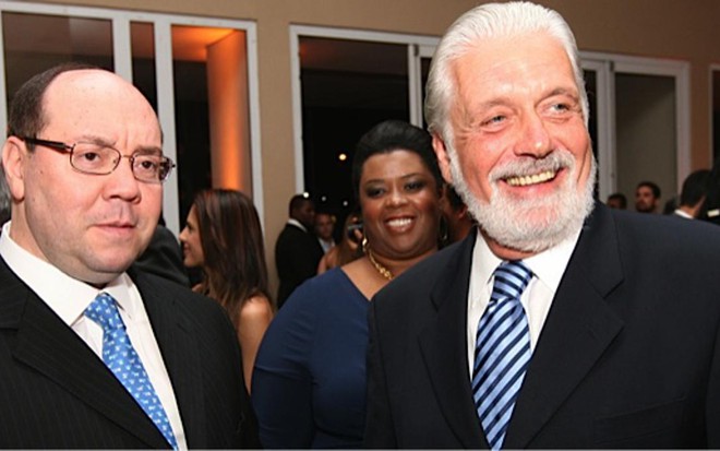 O então presidente da Record, Alexandre Raposo e o governador da Bahia, Jaques Wagner, em evento em 2010 - Divulgação/Governo da Bahia