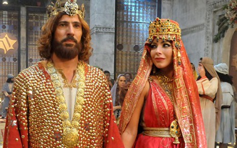 Leonardo Brício e Renata Dominguez em cena de Rei Davi, de 2012: os dois foram demitidos na mesma semana - Divulgação/Record