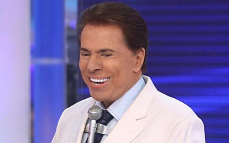 Silvio Santos em gravação de seu programa; dono do SBT se une a Record e Rede TV! para cobrar TV paga - Divulgação/SBT