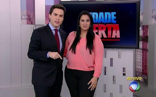 Luiz Bacci, o Menino de Ouro, e Fabíola Gadelha, a Rabo de Arraia, no Cidade Alerta, programa da Record - Reprodução