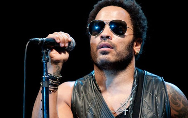 O cantor Lenny Kravitz, que está alugando uma casa de decoração excêntrica em Nova Orleans - Divulgação