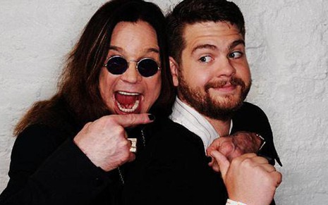 Ozzy Osbourne e o filho, Jack, que acaba de comprar uma mansão na cidade de Studio, na Califórnia - Reprodução