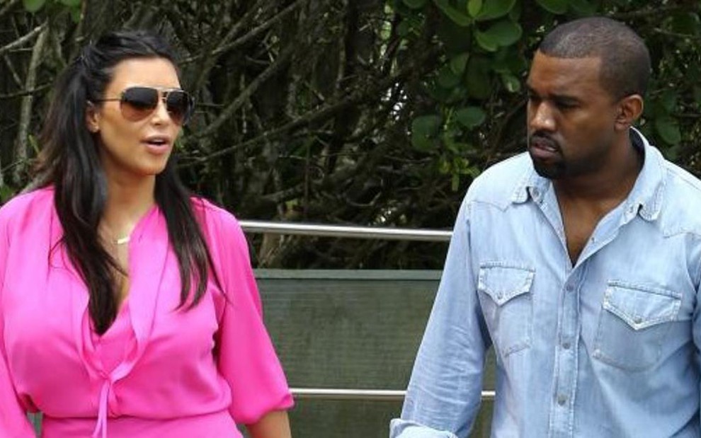 Kim Kardashian e Kanye West no Rio de Janeiro; casal desiste de morar em mansão em constante reforma - AGNEWS