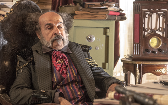 O coronel Epaminondas (Osmar Prado) em cena da novela das seis Meu Pedacinho de Chão - 