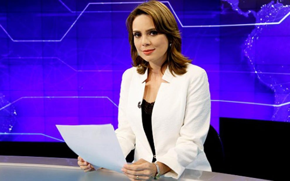 Rachel Sheherazade no estúdio do SBT Brasil; jornalista poderá voltar a emitir opinião após eleições - Lourival Ribeiro/SBT